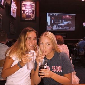 Meet your Posher, Katelyn